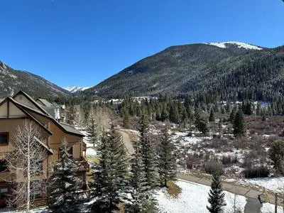 Full Renovated 1br -walk To Gondola & Kids Ski Free 1 Bedroom Condo by RedAwning