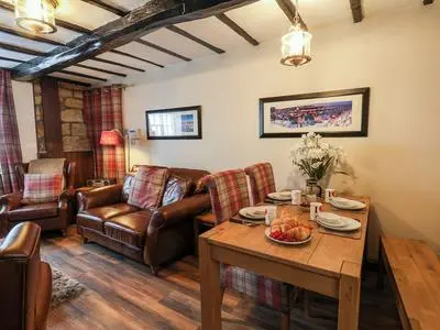 Midships Cottage