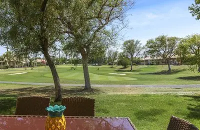 Golfing & Festival Lover's Paradise