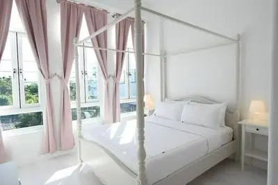 Milk White Homestay