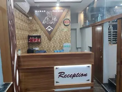 Hotel Nanak Place