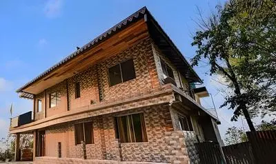 Fabhotel Aliya