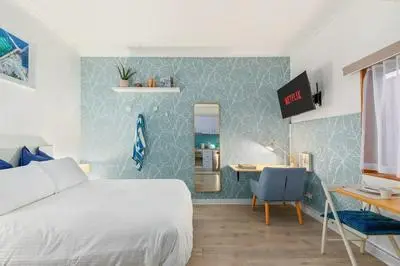 Beach Front Ocean Breeze Studio With Aircon