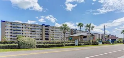 220 Amelia By The Sea 3 Bedroom Condo by RedAwning