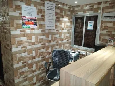 Golden Dormitory - Hostel