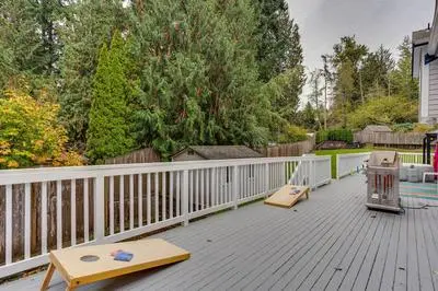 Pet & Family Friendly Bonney Lake Home: Game Room