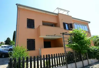 Apartment With Scenic View