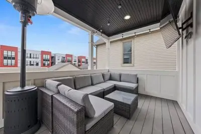 Jungle House Premier Residences – Downtown Columbus & Short North