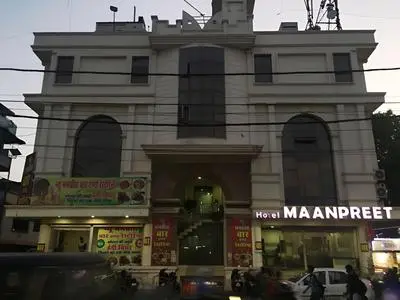 Hotel Maanpreet