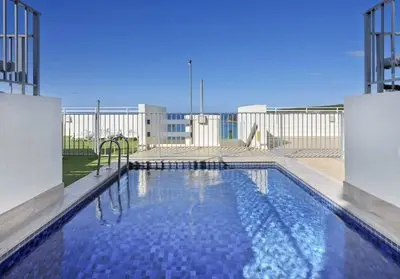 Stunning Ocean Views With Manly At Your Doorstep