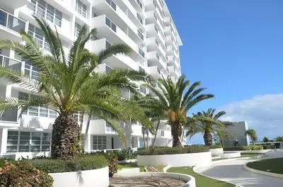 Riviera Luxury Living at the Decoplage