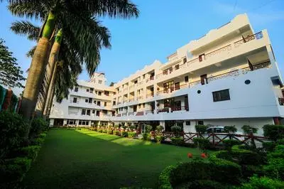 Hotel Neeraj Bhawan