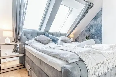 Luxury AC Balcony Apartment City Center