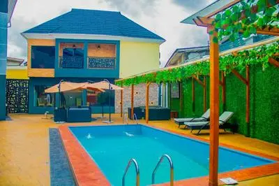 Adun Suites