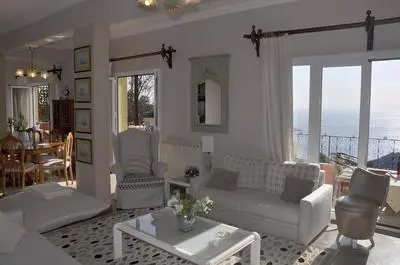 Villa Tango