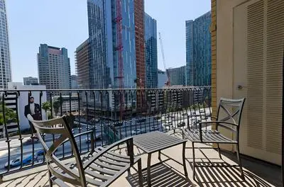 Downtown LA City View Suite