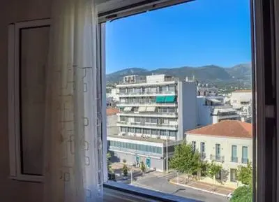 Cozy Flat on the Main Square 10min to the sea