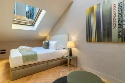 w Cozy Penthouse at Palacio Real