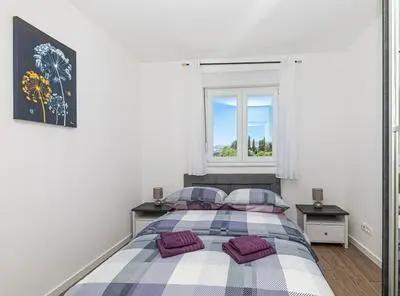 Elegant Kastel Novi Apartment With Sea View Balcony
