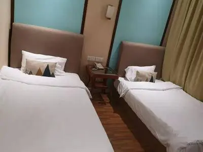Dreamhouse Theme Hotel