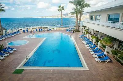 Cynthiana Beach Hotel