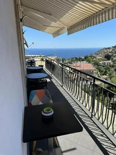 NATIONAL GALLERY TAORMINA B&B