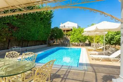 Villa Golden Tiara Large Private Pool A C Wifi