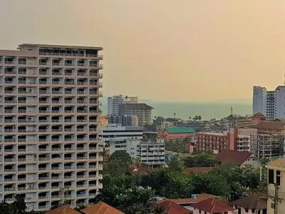 11th Floor Studio at View Talay 1