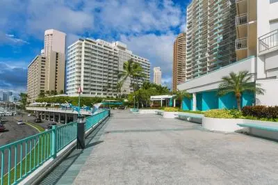 Ilikai Tower One Bedroom Lagoon View Waikiki Condos With Lanai & Free Wifi
