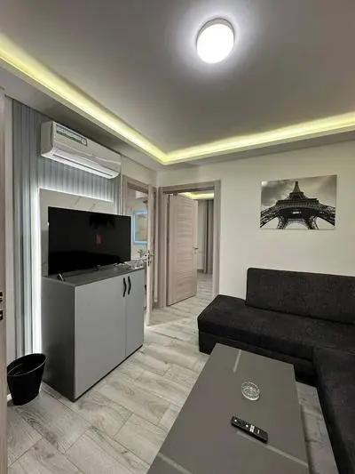 Privet Apartment 37 for Three Near Downtown Kh&sh