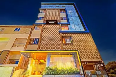 Super Townhouse Indiranagar