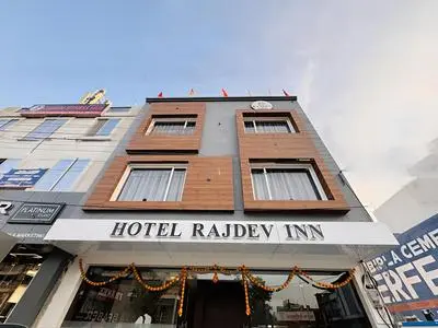 Hotel Rajdev INN