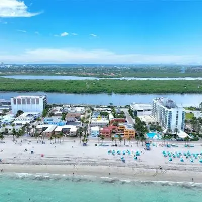 Amazing 1st Floor Apartment Just Steps to Beach