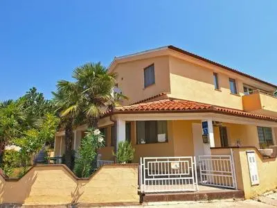 Holiday Home With Barbecue in Medulin
