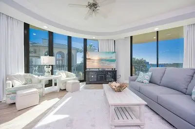 Phoenix On The Bay 1134 3 Bedroom Condo