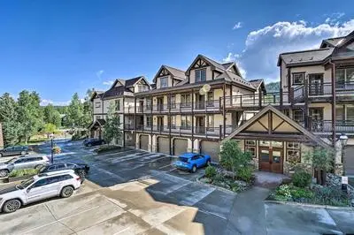 Breckenridge Condo w/ Hot Tub < 1 Mi to Ski Lifts