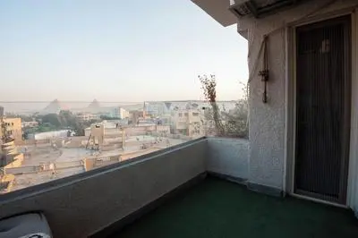 King Tut Hotel Museum & Pyramids View