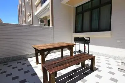 Orange Cat Hostel
