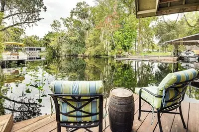 Sandy Shore & Multi-boat Dock! St Johns River Home