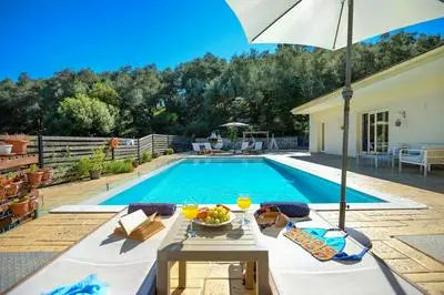 Villa Kambos Saint Stephanos