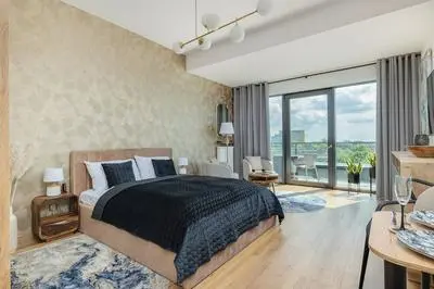 Modern Studio Hanza Tower by Renters