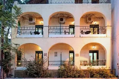 Cozy Studio in Hersonissos Center