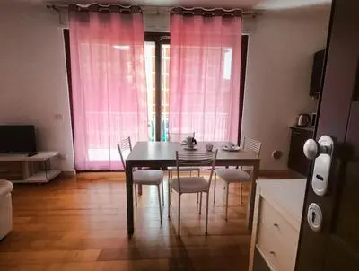 Como Comfort Flat by Wonderful Italy