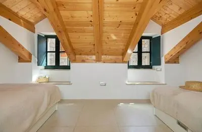 B18 APARTMENT
