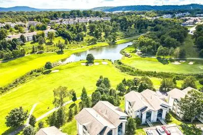 Walk to Strip! Cozy Branson Condo w/ Pool
