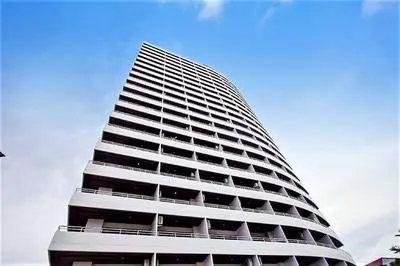 Stunning sea and City Views From This 20th Floor Condo in Cental Pattaya