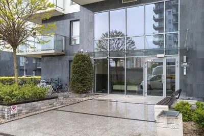 Albatross Towers Apartments by Renters