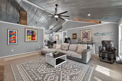 Healing Adventures Wellness Retreat 3 Bedroom Home