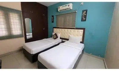 Fabhotel Blue Moon Residency