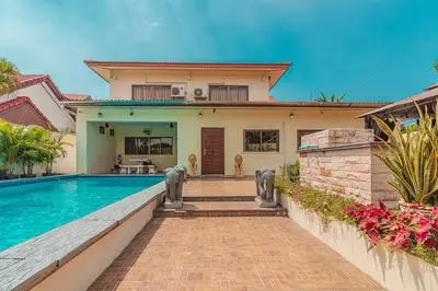 Viewbor Villa - Pattaya Holiday House Walking Street
